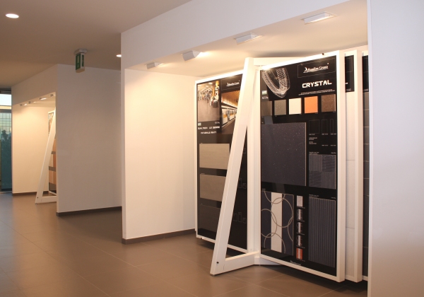 RONDINE Sala mostra finita 9.12.10 066